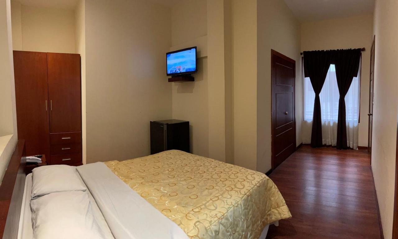 Flore Hotel Boutique Cuenca Exterior photo