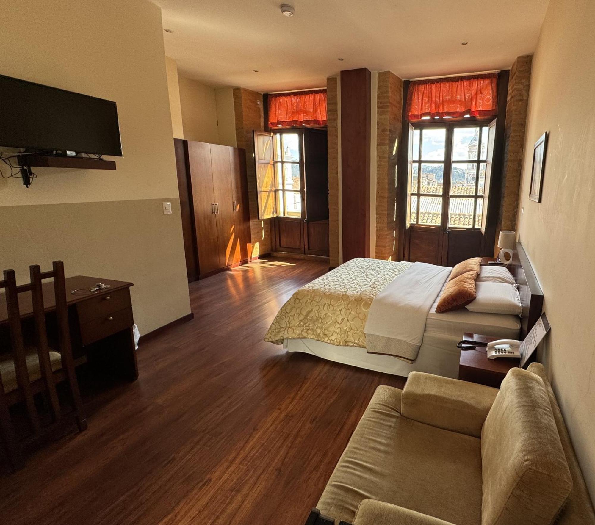 Flore Hotel Boutique Cuenca Exterior photo