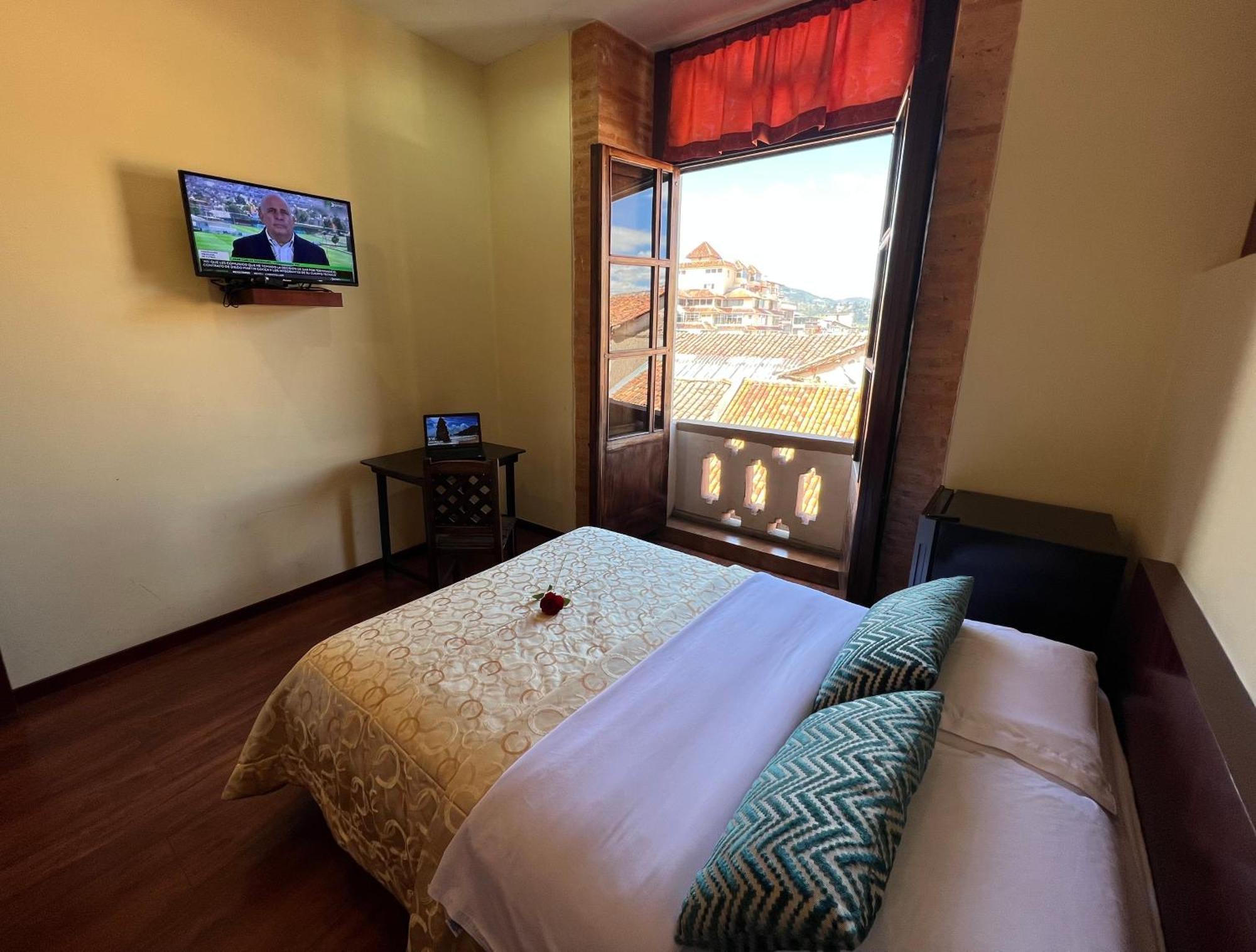 Flore Hotel Boutique Cuenca Exterior photo