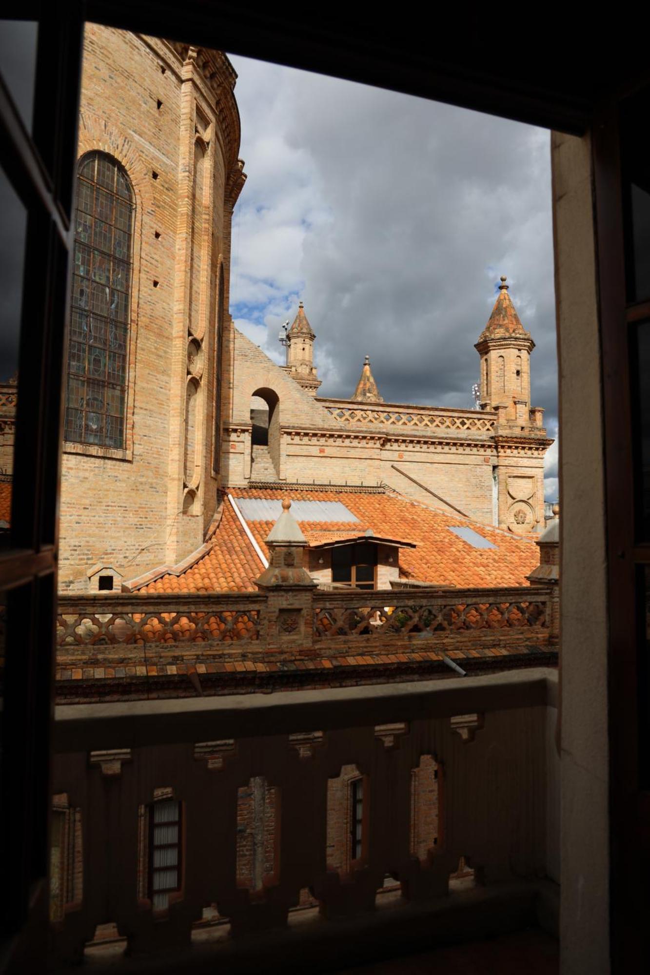 Flore Hotel Boutique Cuenca Exterior photo