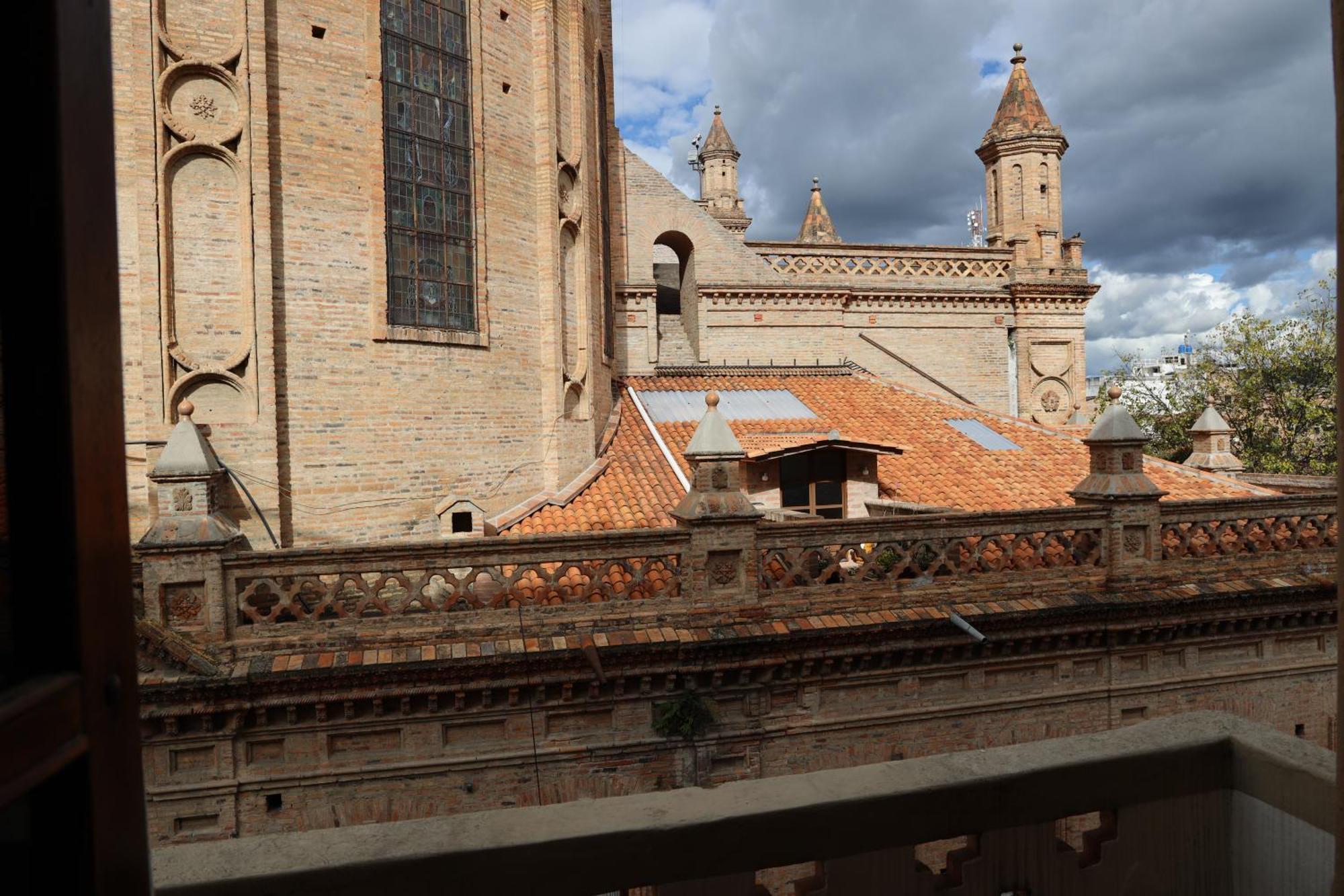 Flore Hotel Boutique Cuenca Exterior photo