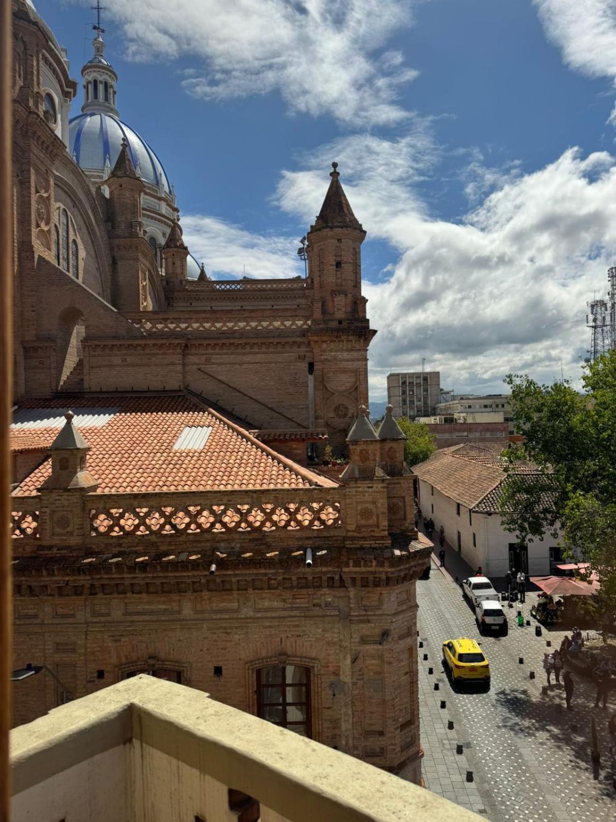 Flore Hotel Boutique Cuenca Exterior photo